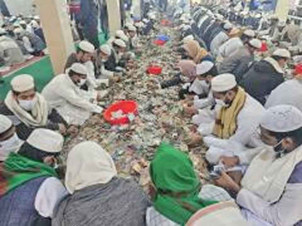 পাগলা মসজিদের দানবাক্সে এবার ৩৫ বস্তা টাকা