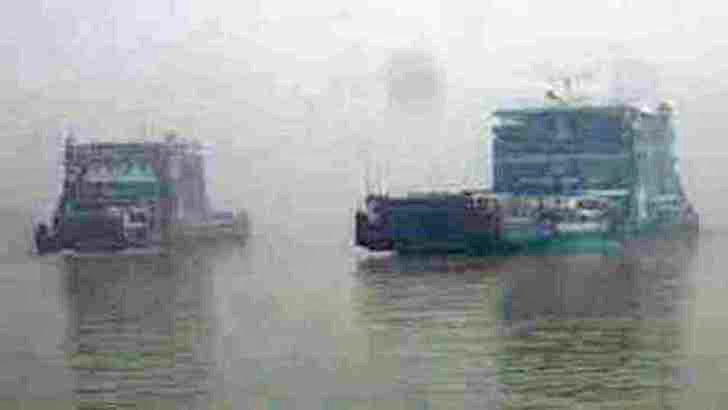 পাটুরিয়া-দৌলতদিয়া নৌরুটে ফেরি চলাচল বন্ধ