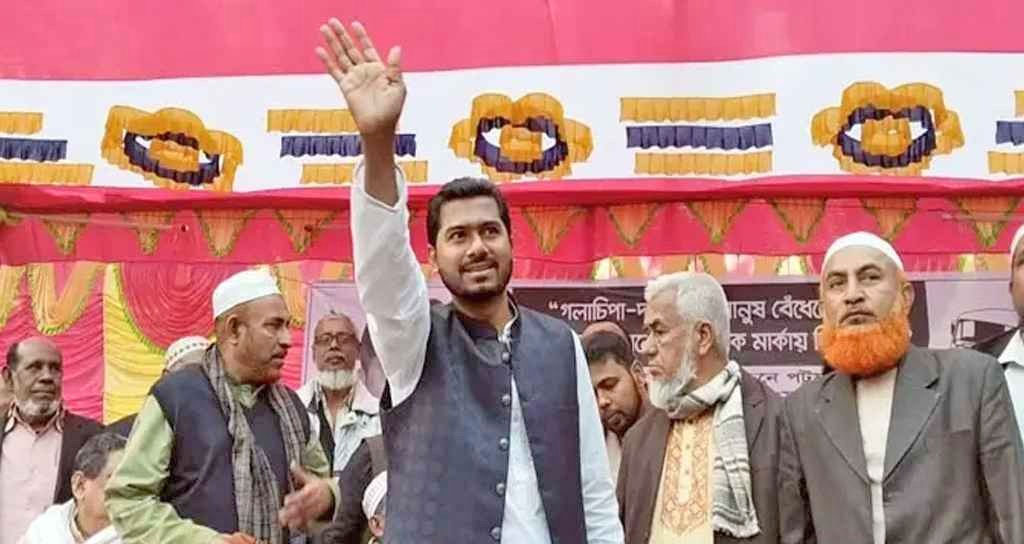 ভিপি নুর প্রতিমন্ত্রী হওয়ায় পটুয়াখালীতে আনন্দ মিছিল