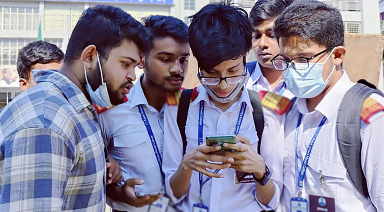এসএসসি-সমমানের ফল প্রকাশ আজ